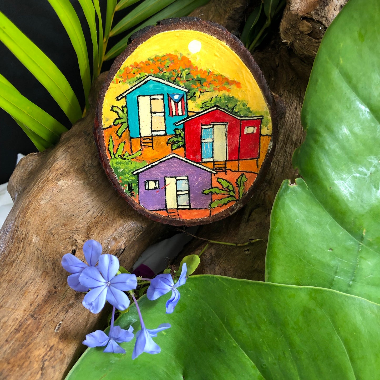Artesanía - Casitas en la montana y flamboyant